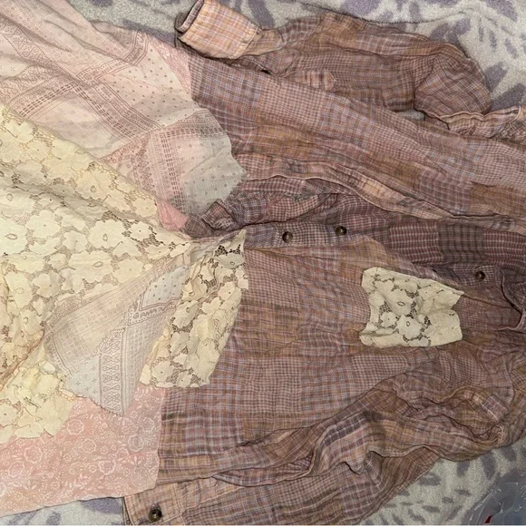 Oli & Hali Plaid and Lace Patchwork Top - Picture 5 of 5